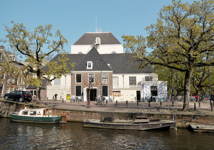 Amstelkerk Vanaf Overkant Water Vooraanzicht Nieuw
