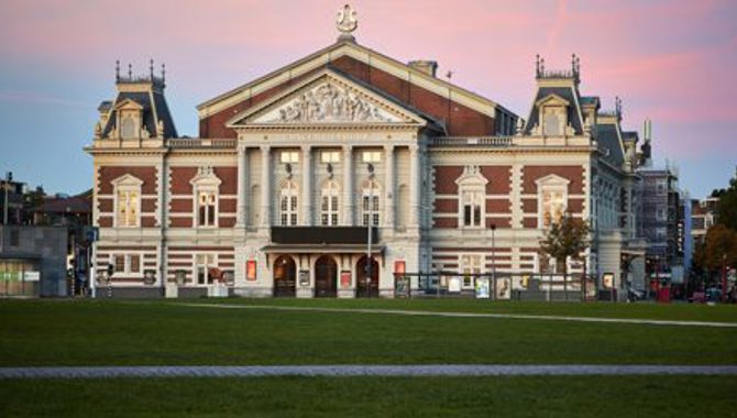 Condertgebouw